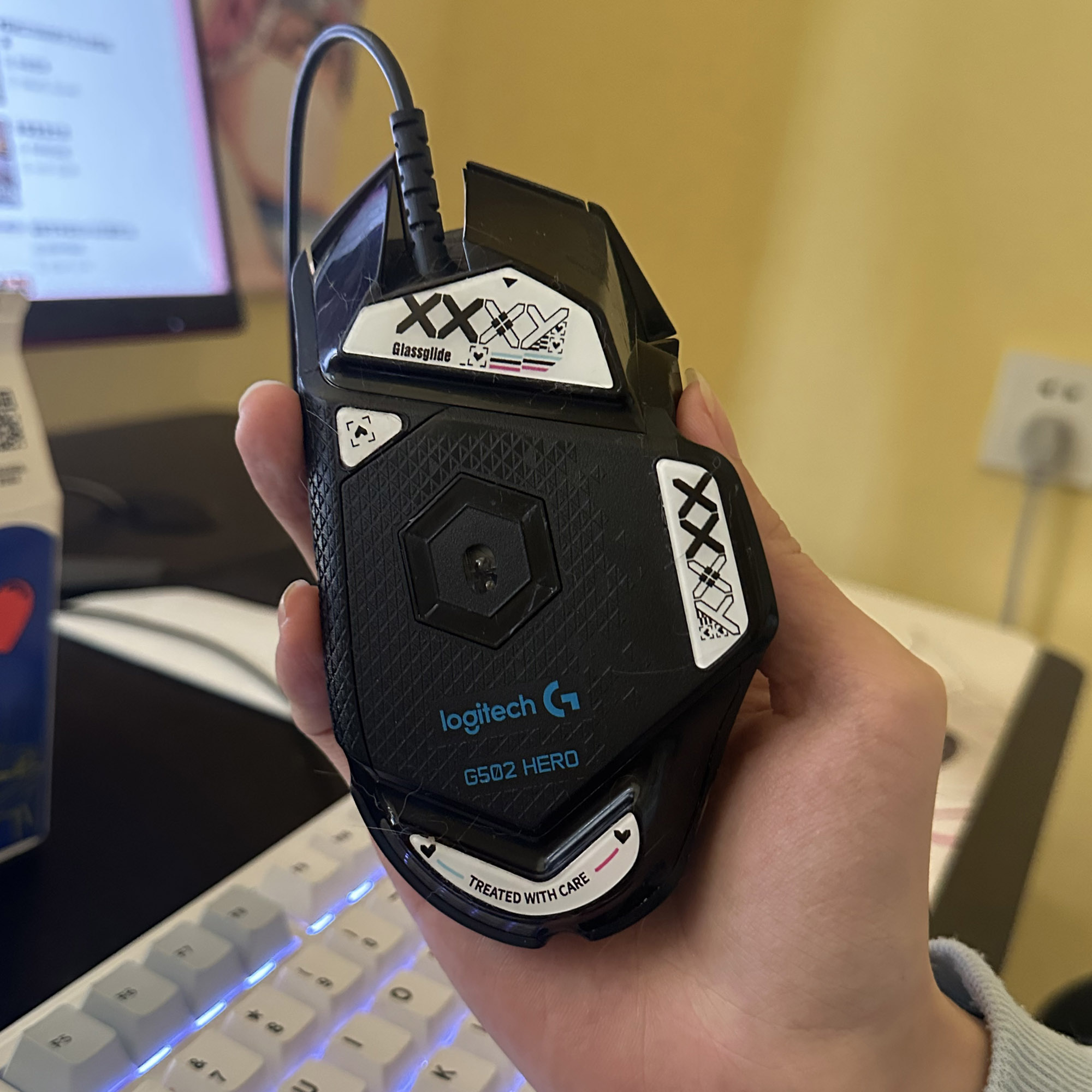 Tempered glass foot pads are s - đánh giá và giá Logitech Mouse G502